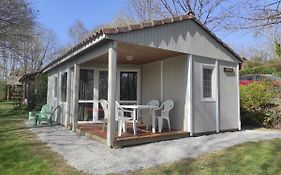 Chalet simple dans un quartier calme et naturel